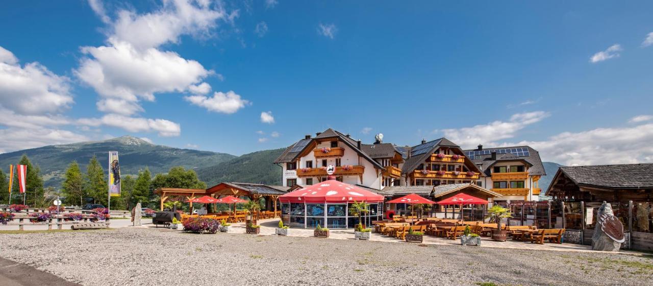 Grizzly Sport & Motorrad Resort ザンクト・マルガレーテン・イム・ルンガウ エクステリア 写真